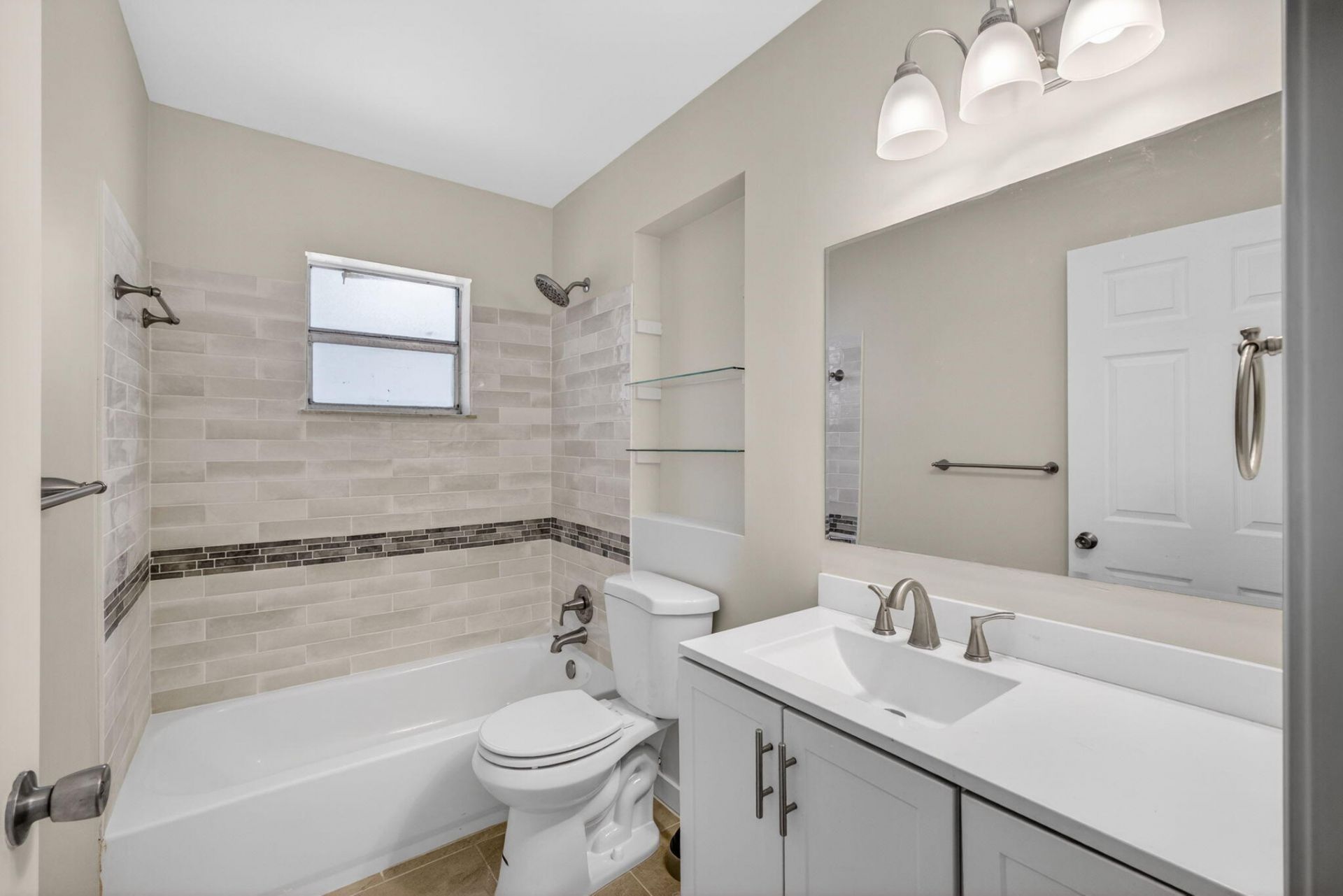9484 Sun Court, Palm Beach Gardens, FL 33403 Photo