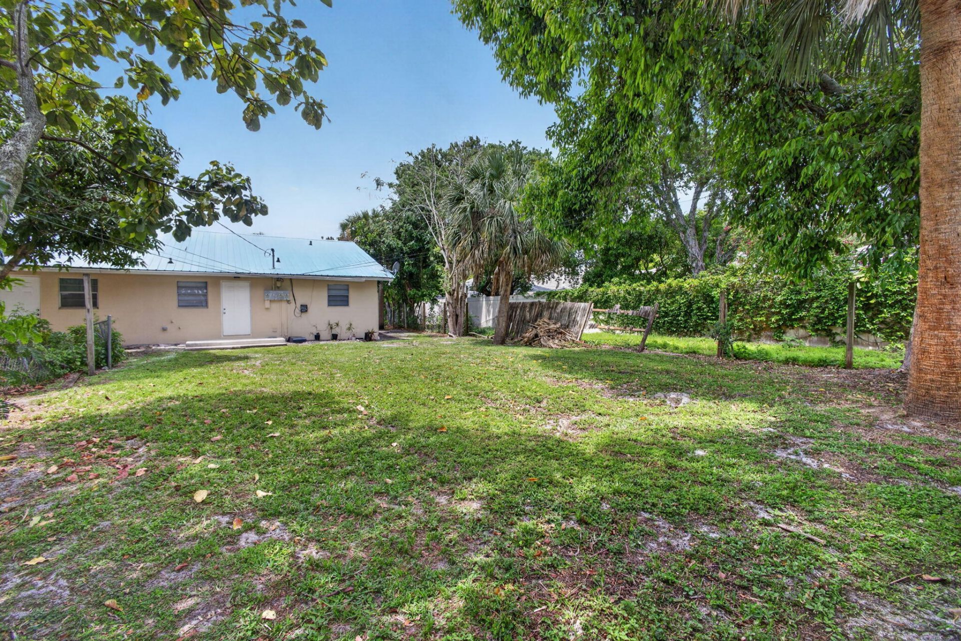 9484 Sun Court, Palm Beach Gardens, FL 33403 Photo