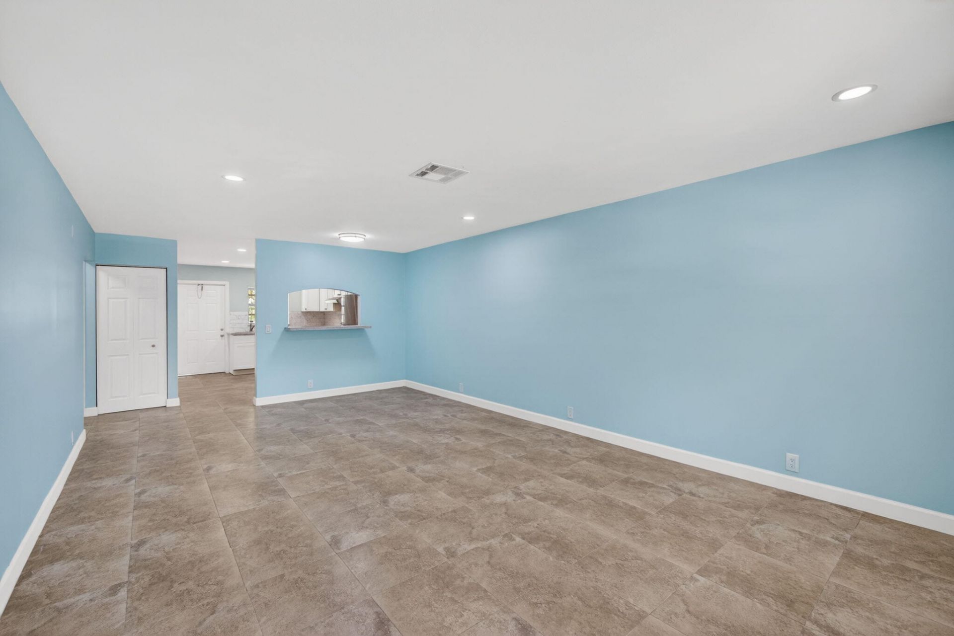 9484 Sun Court, Palm Beach Gardens, FL 33403 Photo