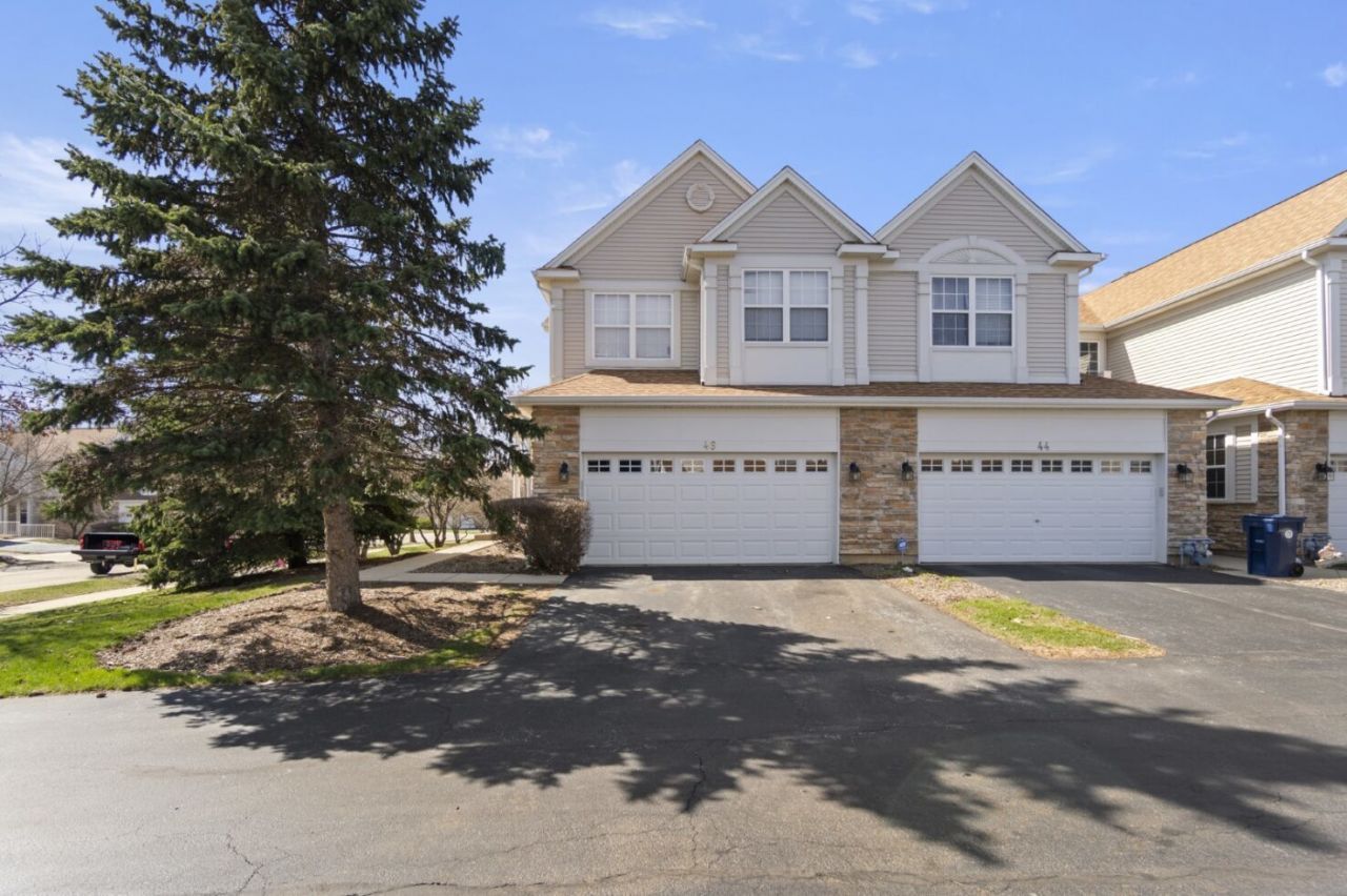 46 Kelsey Court , Algonquin, IL 60102 Main Photo