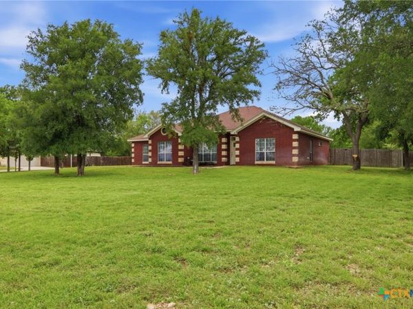 1398 County Road 3152 , Kempner, TX 76539