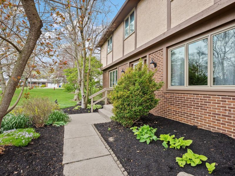 250 Devon Road, Delaware, OH 43015 Photo 7