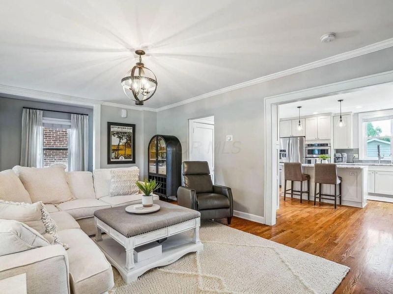 1160 Grandview, Columbus, OH 43212 Photo 5