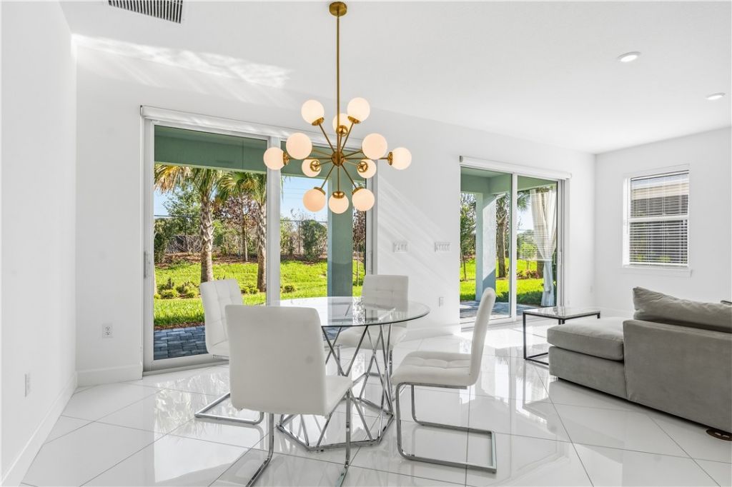 1161 Haven Circle, Vero Beach, FL 32960 Photo