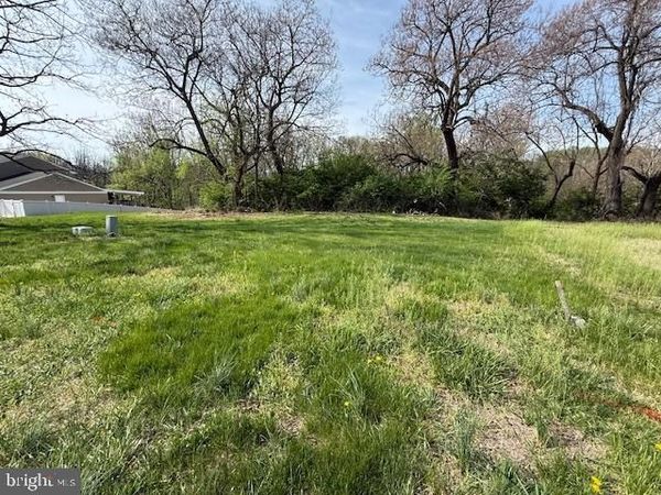 34 HEARTHSTONE , READING, PA 19606