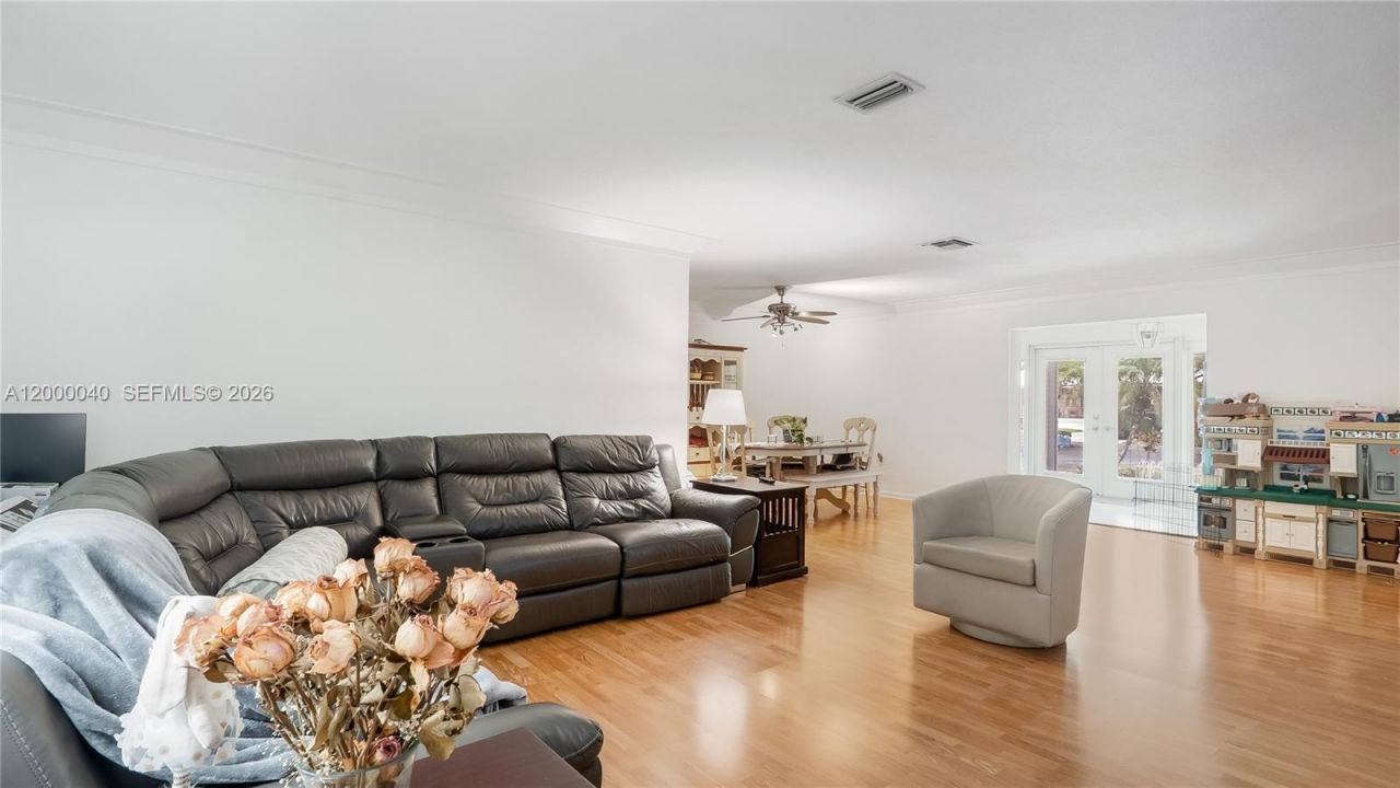 4020 SW 2nd St, Plantation, FL 33317 Photo