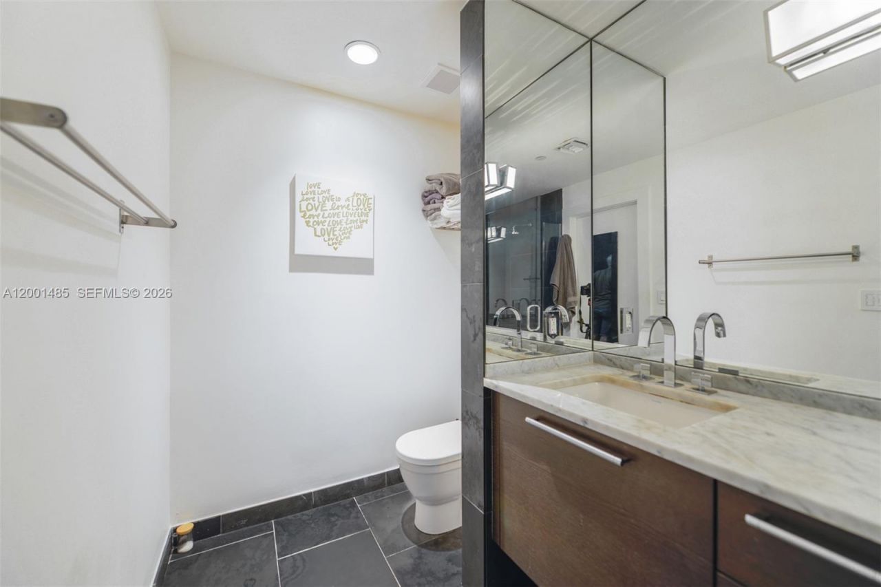 900 Biscayne Blvd, Unit 2104, Miami, FL 33132 Photo