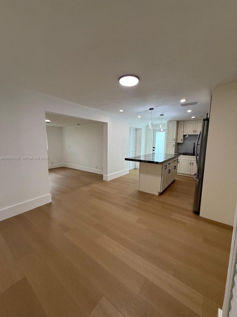 3169 NW 102nd St, Miami, FL 33147 Photo