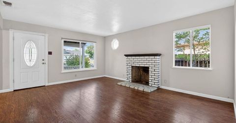 2011 Mangrum Ave, Sacramento, CA 95822 Photo