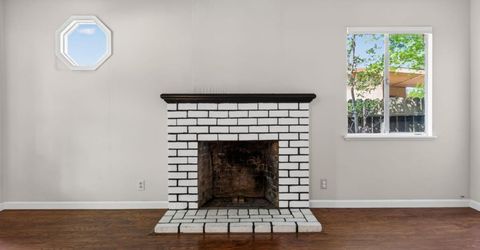 2011 Mangrum Ave, Sacramento, CA 95822 Photo