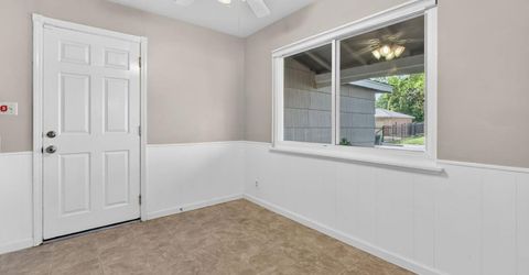 2011 Mangrum Ave, Sacramento, CA 95822 Photo