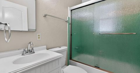 2011 Mangrum Ave, Sacramento, CA 95822 Photo