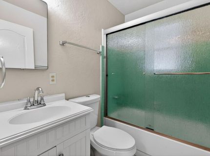 2011 Mangrum Ave, Sacramento, CA 95822 Photo