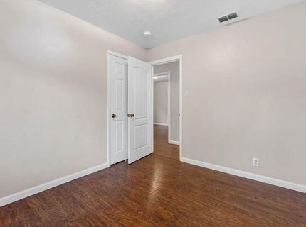 2011 Mangrum Ave, Sacramento, CA 95822 Photo