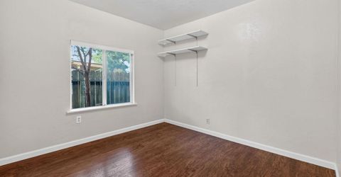 2011 Mangrum Ave, Sacramento, CA 95822 Photo