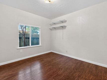 2011 Mangrum Ave, Sacramento, CA 95822 Photo