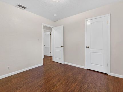 2011 Mangrum Ave, Sacramento, CA 95822 Photo