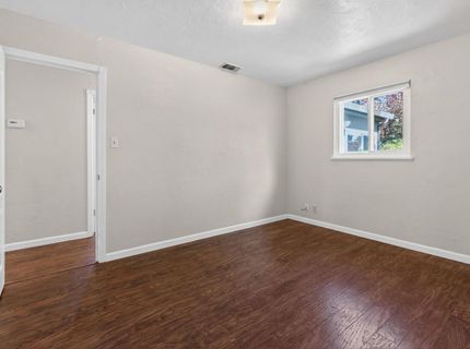 2011 Mangrum Ave, Sacramento, CA 95822 Photo