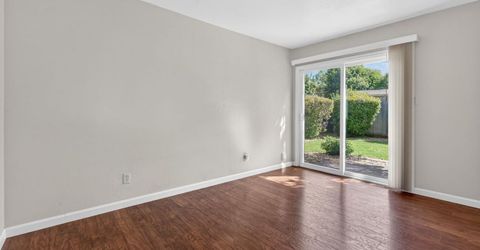 2011 Mangrum Ave, Sacramento, CA 95822 Photo