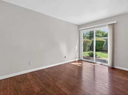 2011 Mangrum Ave, Sacramento, CA 95822 Photo