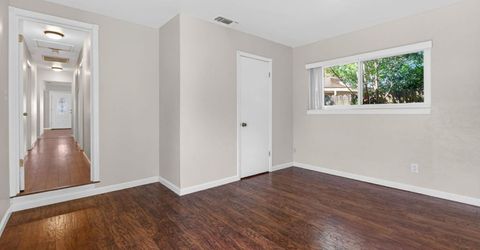 2011 Mangrum Ave, Sacramento, CA 95822 Photo