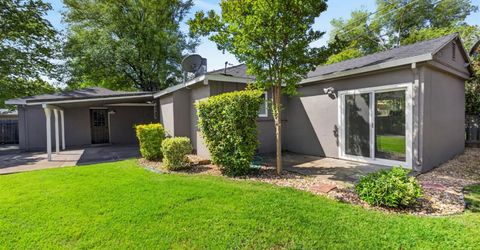 2011 Mangrum Ave, Sacramento, CA 95822 Photo