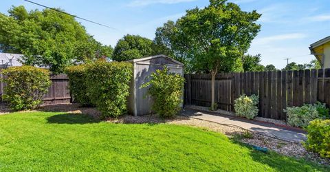 2011 Mangrum Ave, Sacramento, CA 95822 Photo