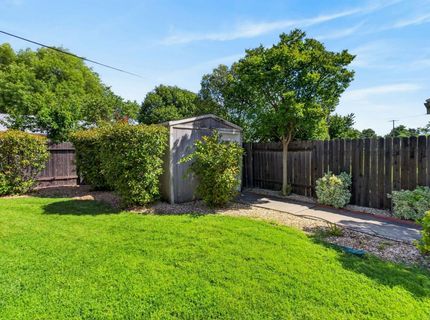 2011 Mangrum Ave, Sacramento, CA 95822 Photo