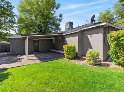 2011 Mangrum Ave, Sacramento, CA 95822 Photo