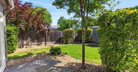 2011 Mangrum Ave, Sacramento, CA 95822 Photo