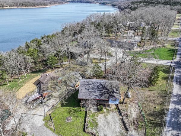 23207 E Mockingbird Drive , Golden, MO 65658