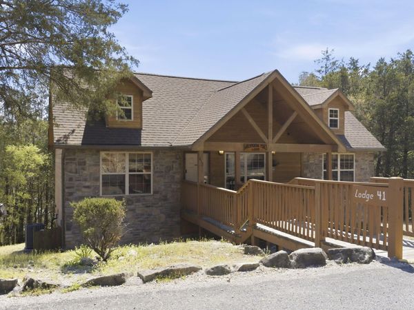 412 Baldknobber Drive , Branson West, MO 65737