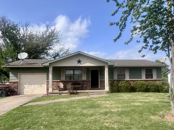 219 W Maverick Street, Goodman, MO 64843