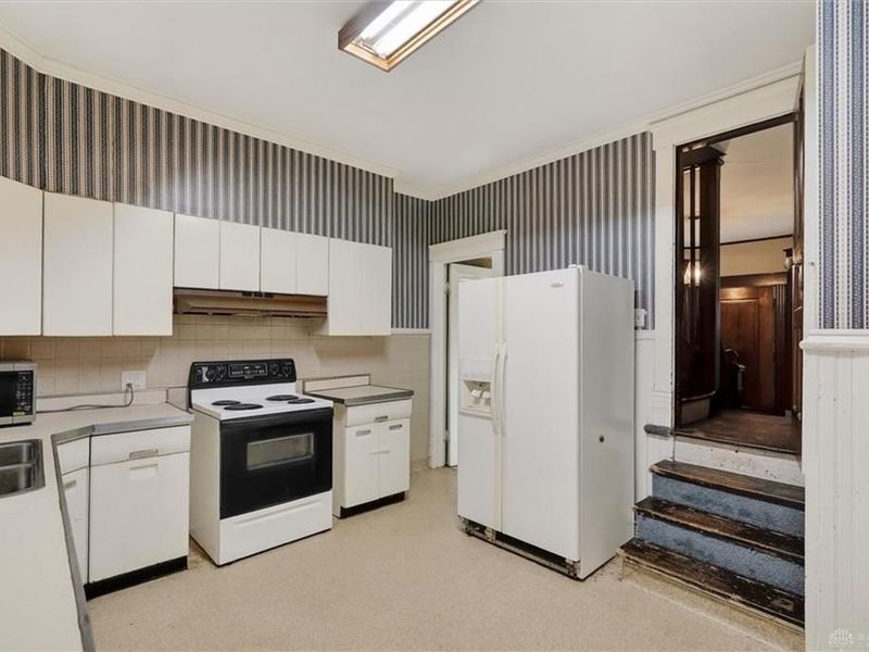 648 N High Street, Hillsboro, OH 45133 Photo 23