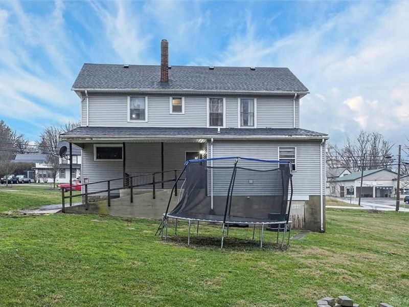 648 N High Street, Hillsboro, OH 45133 Photo 6