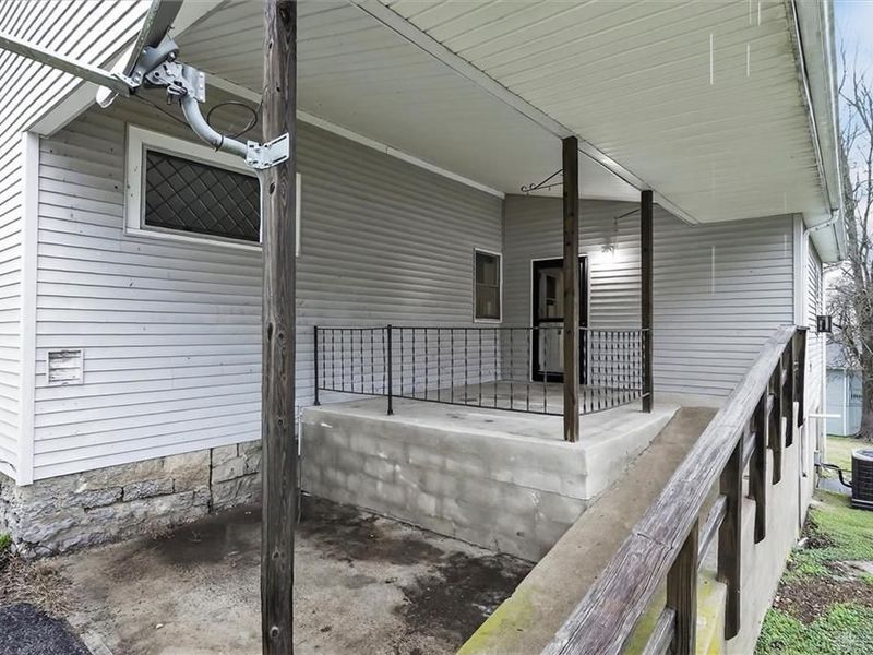 648 N High Street, Hillsboro, OH 45133 Photo 7