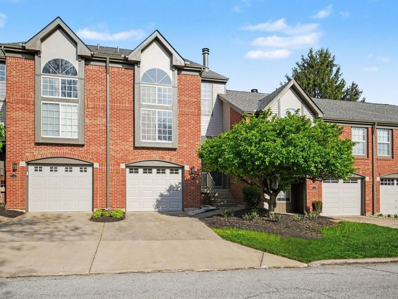 7149 Cascade Drive, Florence, KY 41042 Photo 2