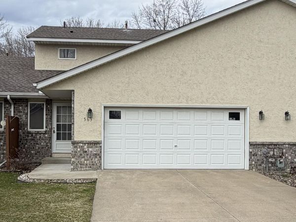 563 Milwaukee Road, Shakopee, MN 55379