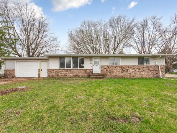 206 Julia Street, Claremont, MN 55924