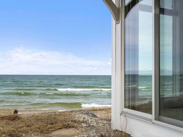 3126 Lake Shore Road, Manistee, MI 49660