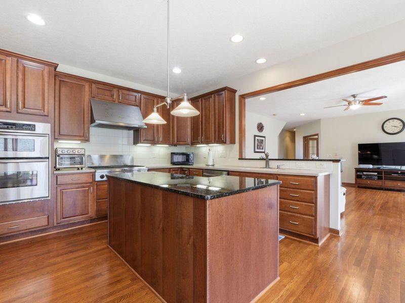 7031 Bold Forbes Court, Blacklick, OH 43004 Photo 13