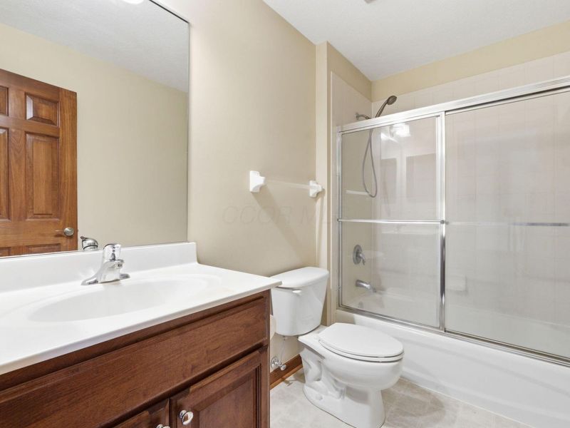 7031 Bold Forbes Court, Blacklick, OH 43004 Photo 27