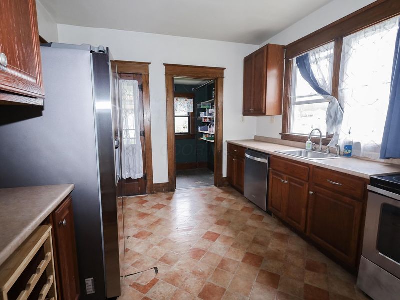 1422 Elm Street, Coshocton, OH 43812 Photo 8