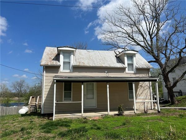 701 W 224 Highway, Wellington, MO 64076