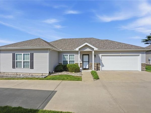 830 NE 66th Street, Gladstone, MO 64118