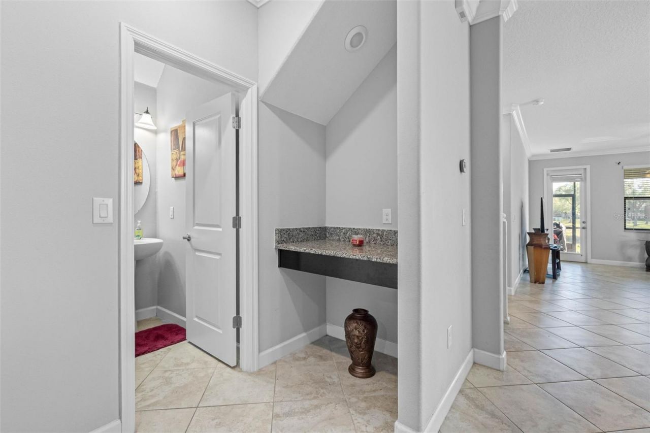 10066 Victory Gallop Loop, Ruskin, FL 33573 Photo