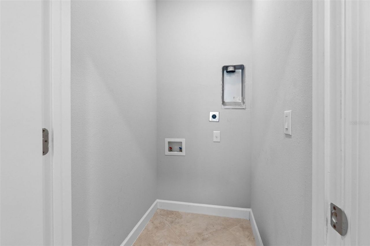 10066 Victory Gallop Loop, Ruskin, FL 33573 Photo