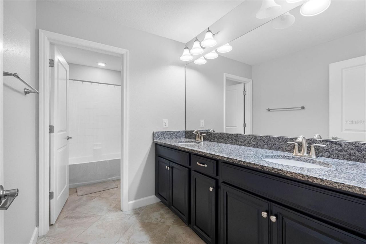 10066 Victory Gallop Loop, Ruskin, FL 33573 Photo
