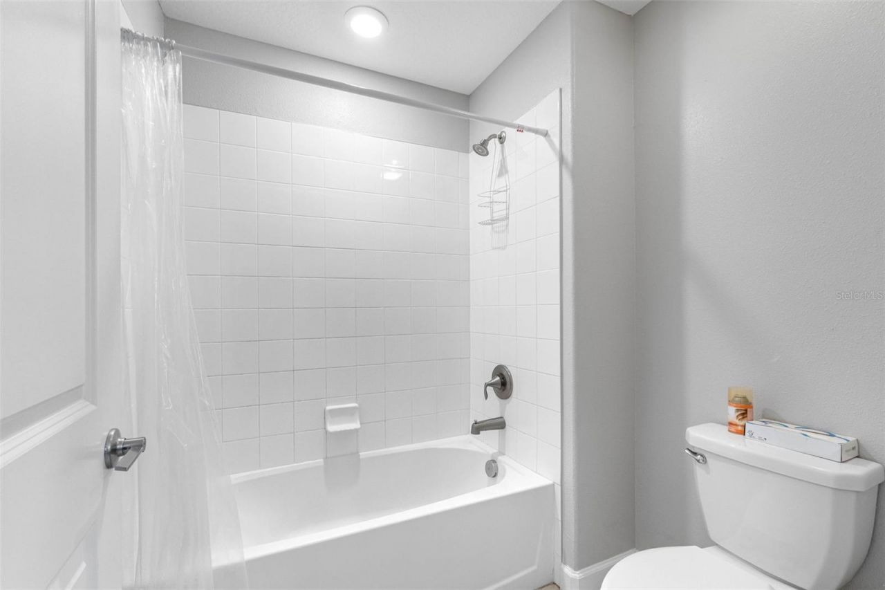 10066 Victory Gallop Loop, Ruskin, FL 33573 Photo