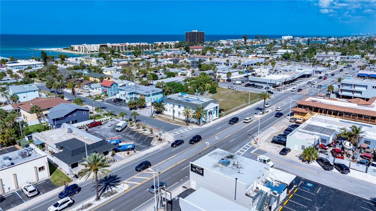 7210 Gulf Boulevard, Saint Pete Beach, FL 33706 Photo